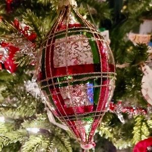 Meet your Posher, Claire